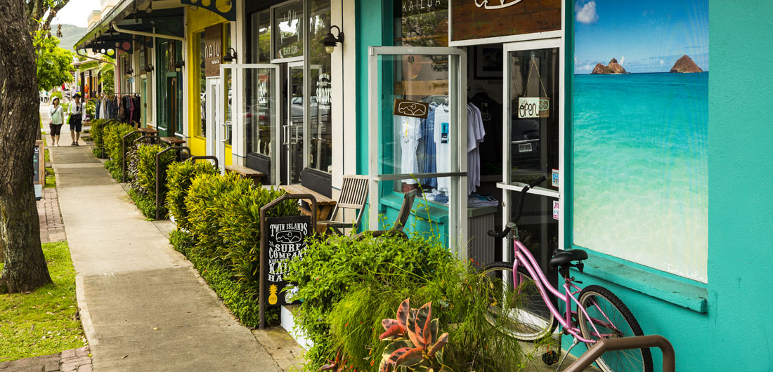 Take a Stroll Along Kailua Town’s Merchants Row