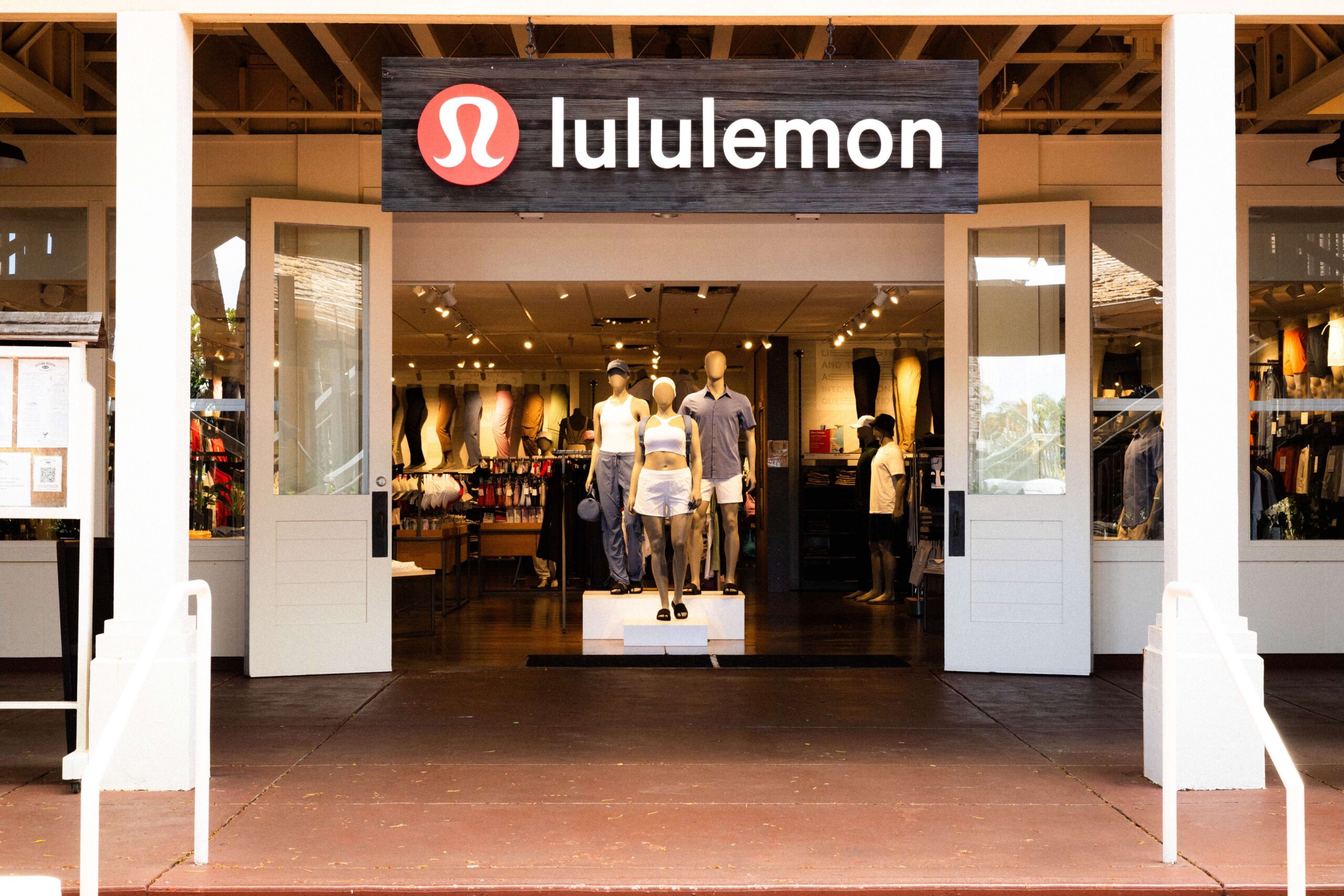 lululemon photo